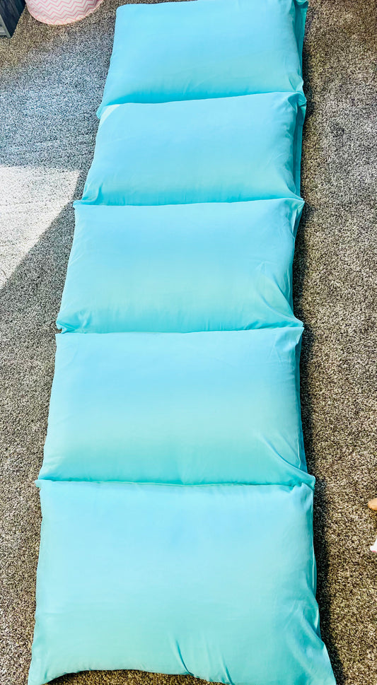 Large Pillow Bed